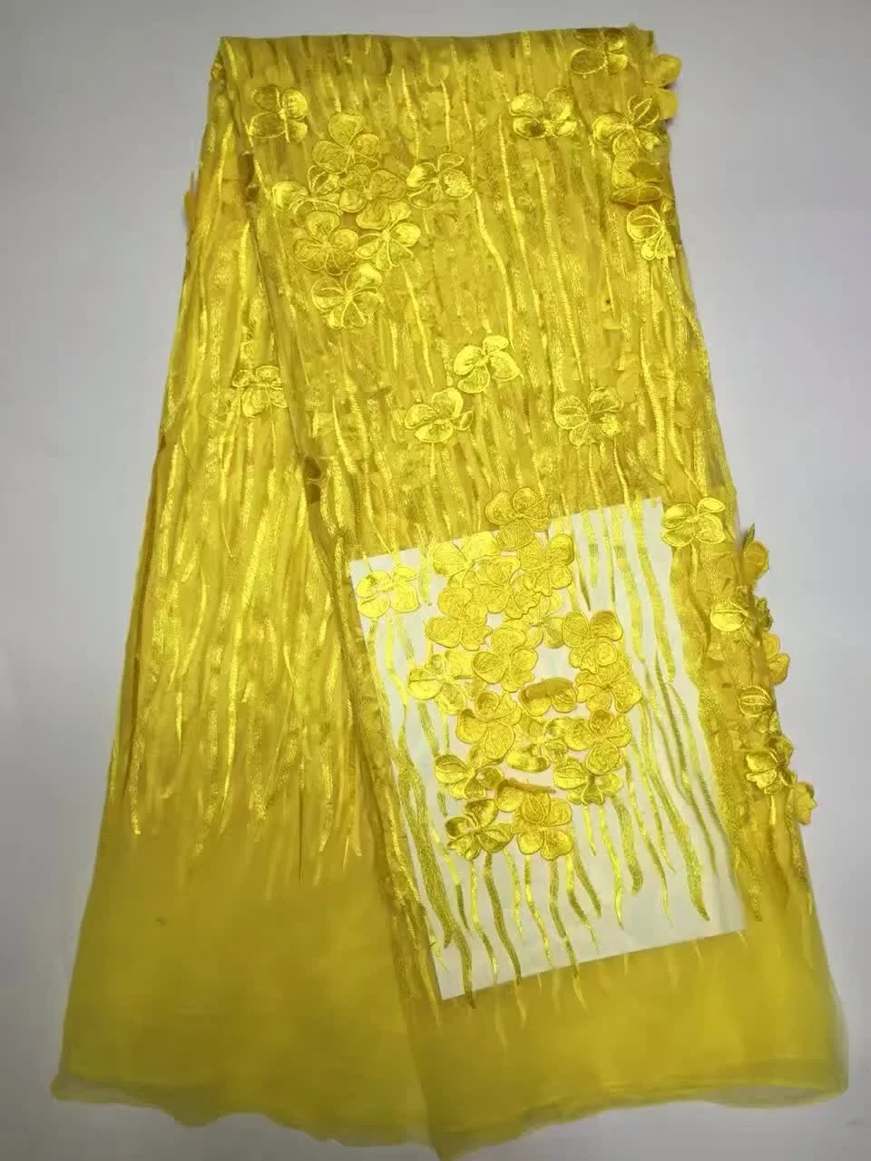 

2016 Newest Summer Style African French Lace Fabric High Quality with Lots of Tulle Lace Fabric for Wedding Dress D1001