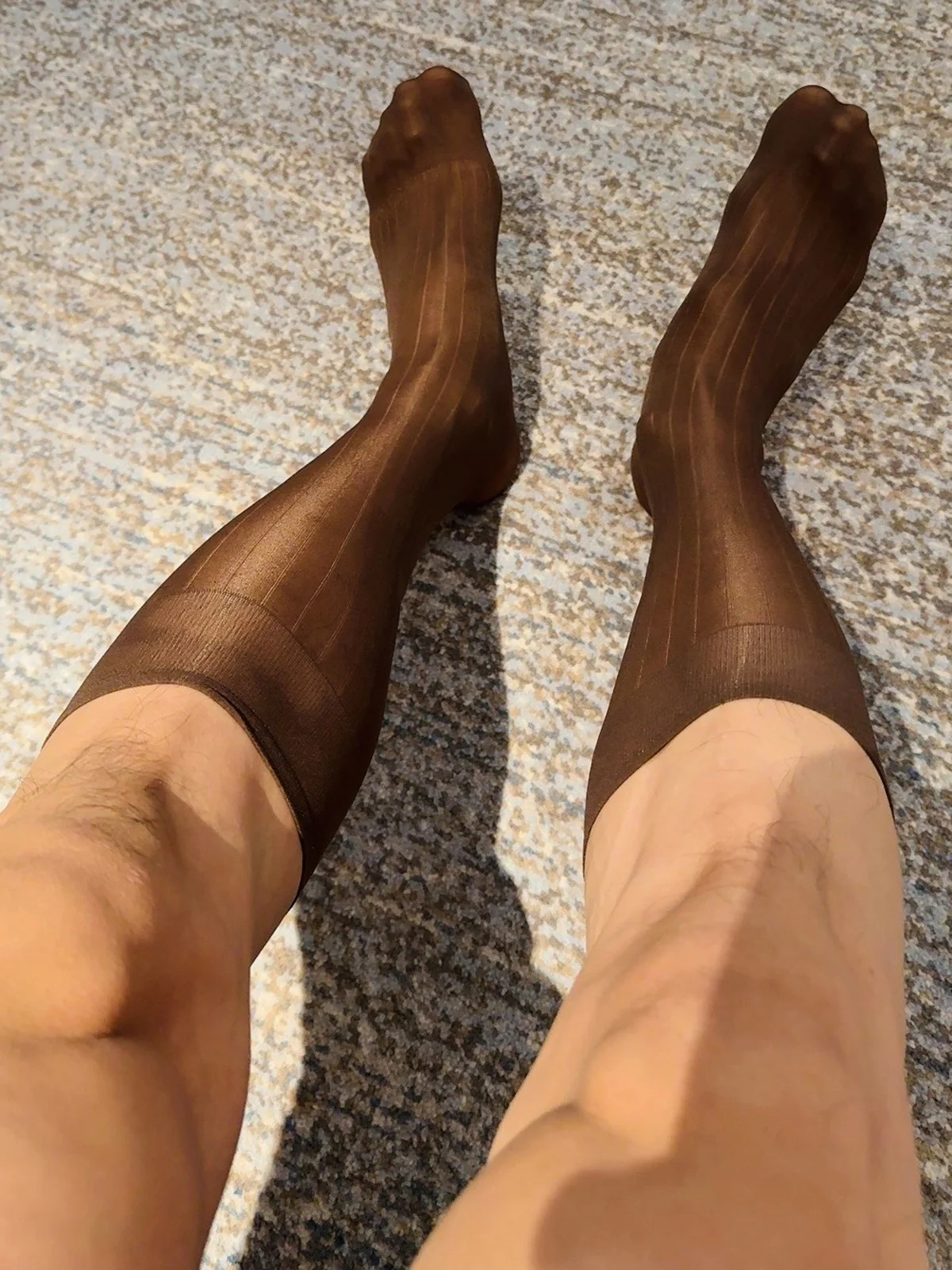 Calcetines ultrafinos para hombre, traje de negocios, calcetín de tubo largo, medias transparentes sexis, elásticos transpirables formales para caballero