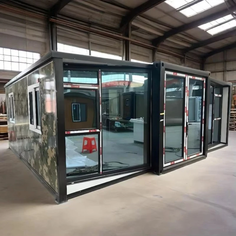 20ft Modern Glass Window Expandable Container House with Kitchen and Toilet for Villas Made From Sandwich Panel Steel