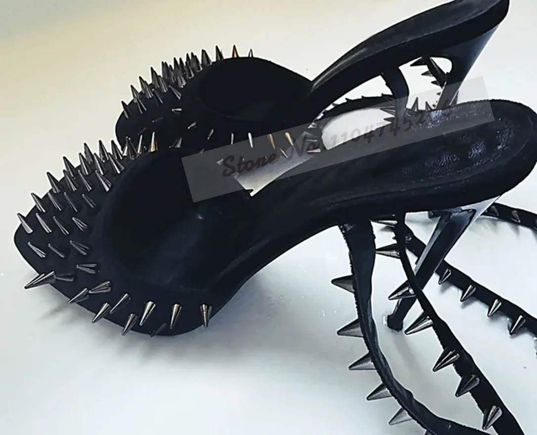 Frauen Silber Metall Lange Nieten Karree Kleid Pumps Stiletto Heels Knöchel Riemen Bankett Schuhe Punk Stil Flache Schuhe