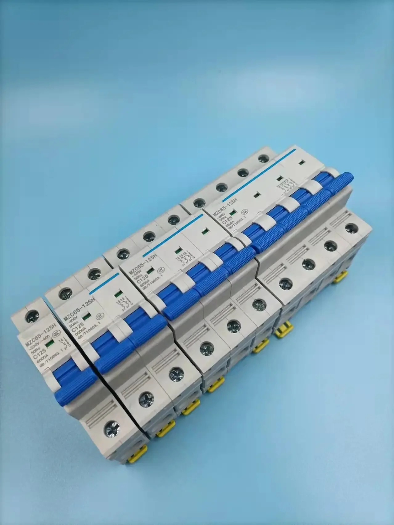 1P 2P 3P 4P DC 250V-1000V 10Solar Mini Circuit Breaker MCB Fuse PV System Solar Engery 3/6/10/16/20/25/32/40/50/63/80/100/125A