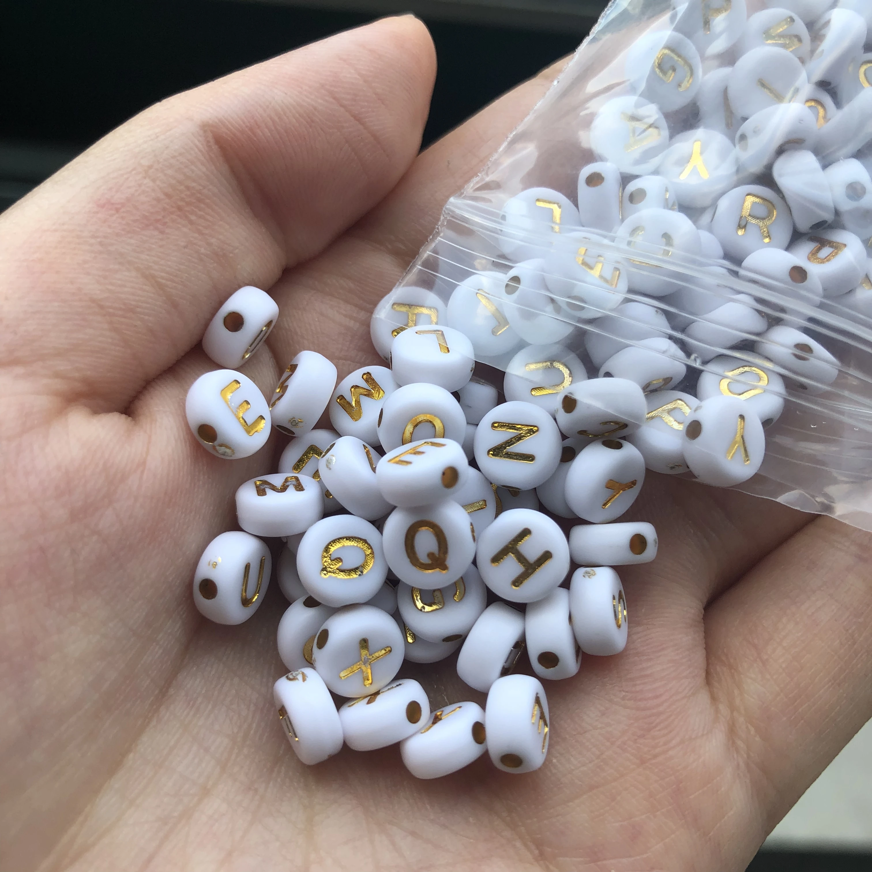 100pcs Mixed 7mm White Gold Color Round Flat Alphabet Loose Beads Letter Acrylic Beads For Jewelry Making Diy Bracelet Necklace