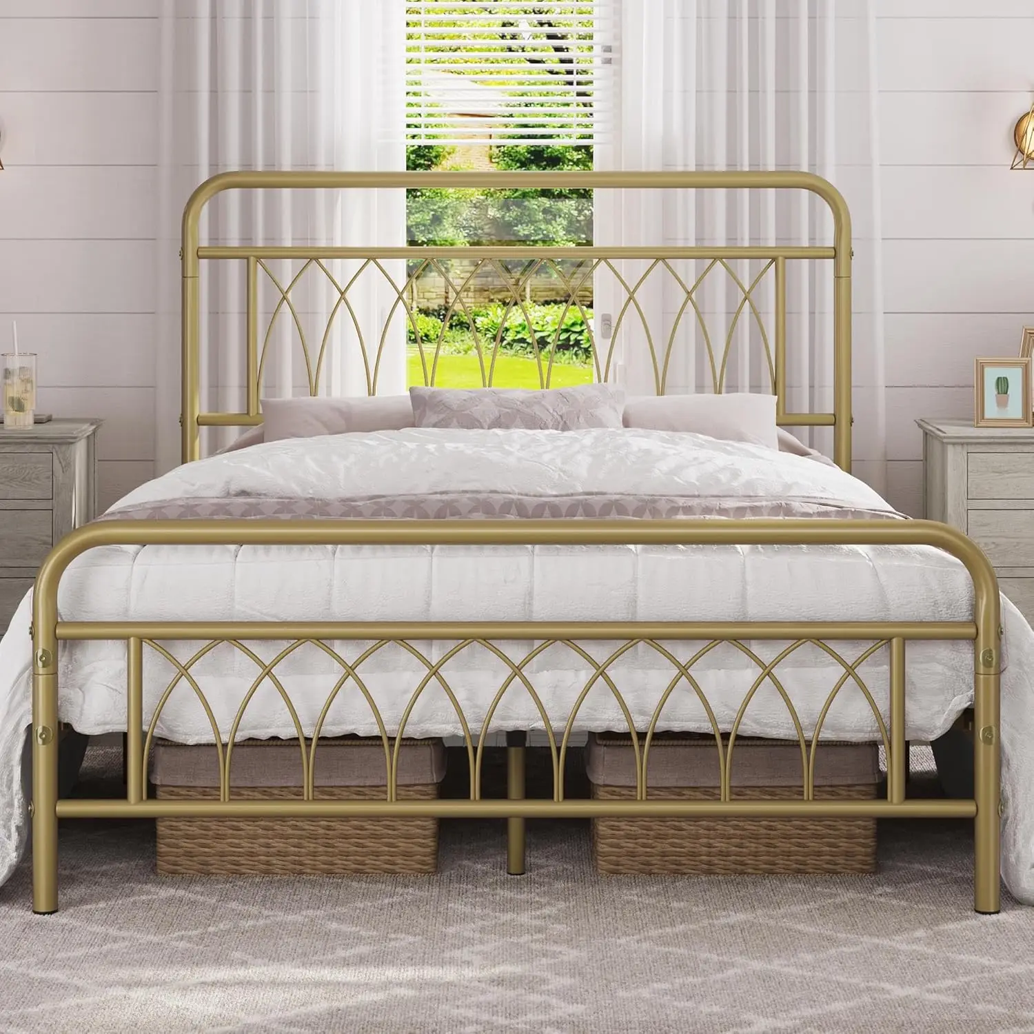 

Yaheetech Queen Bed Frame Metal Platform Bed with Petal Accented Headboard/Footboard/14.4 Inch Under Bed Storage