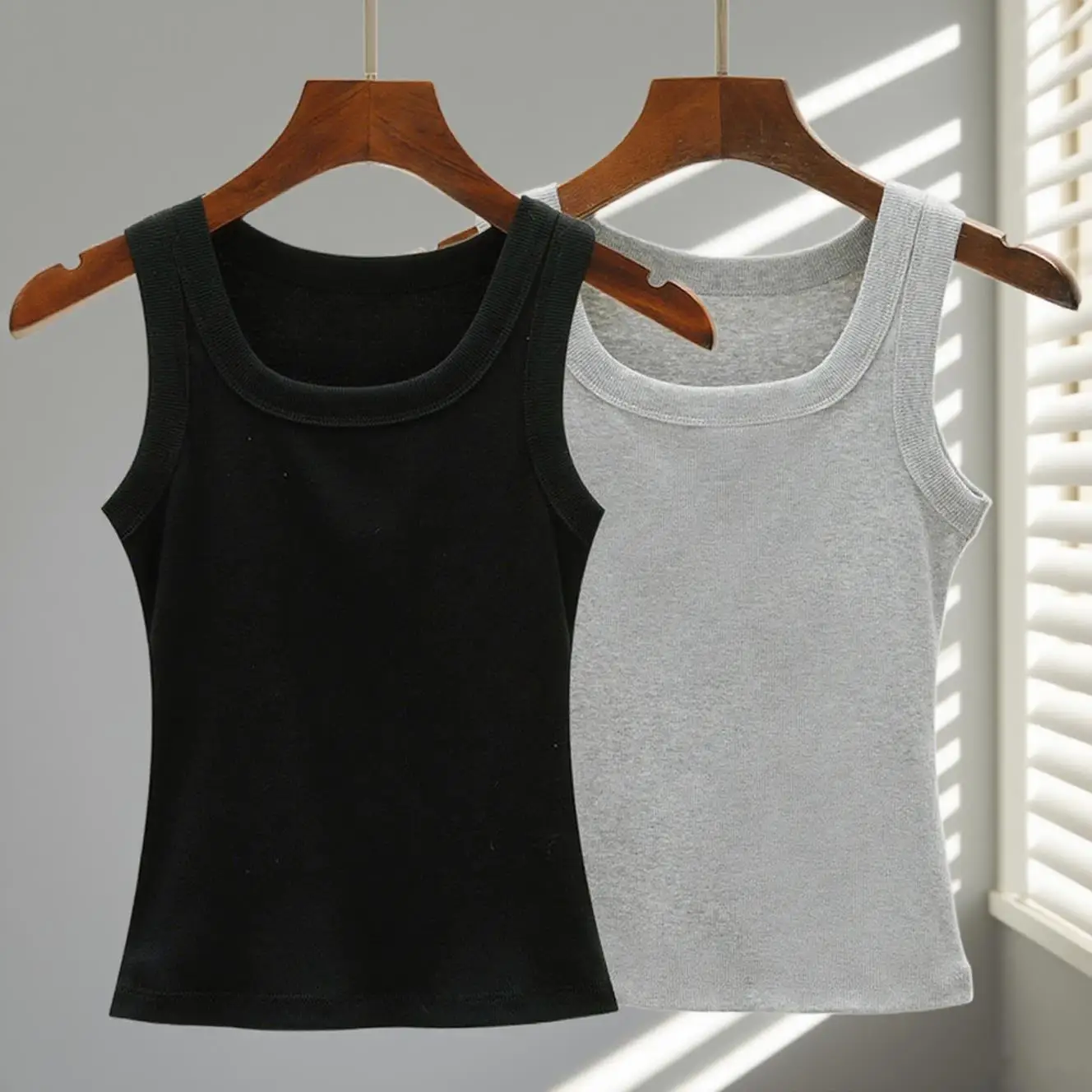 ชุดเสื้อกล้ามผ้าฝ้ายสีพื้นสไตล์เกาหลี 2 ชิ้น สำหรับผู้หญิง เสื้อกล้ามฤดูร้อน Y2K เสื้อกล้ามถักสำหรับโยคะ เสื้อกั๊กแขนกุดลำลอง ชุดกีฬา