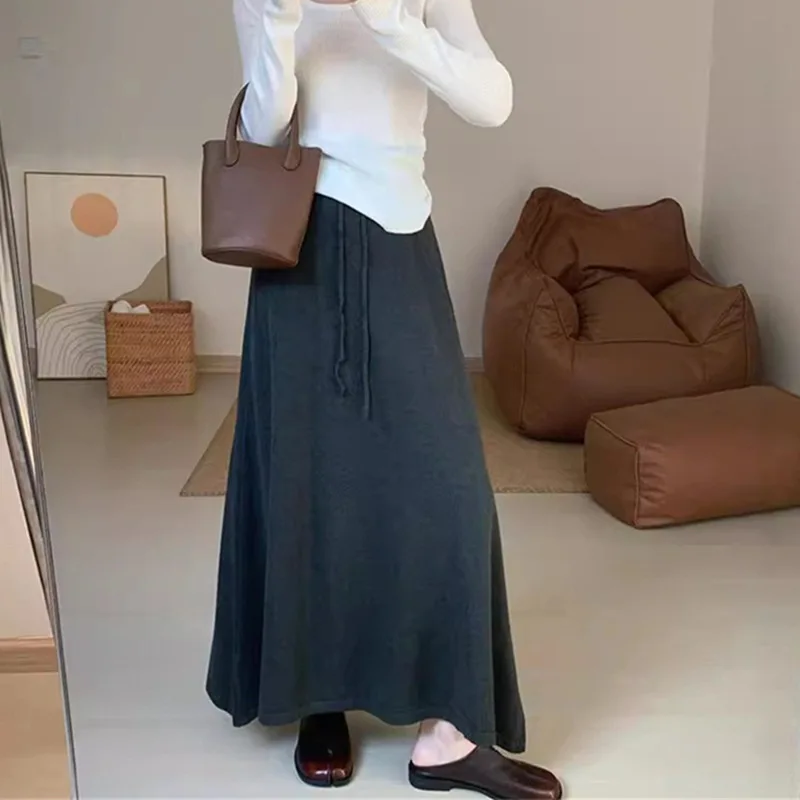 

Autumn and Winter New Knitted Midi Skirt for Women 2025 New Korean Version High Waist Slimming Mid Length A-line Skirt