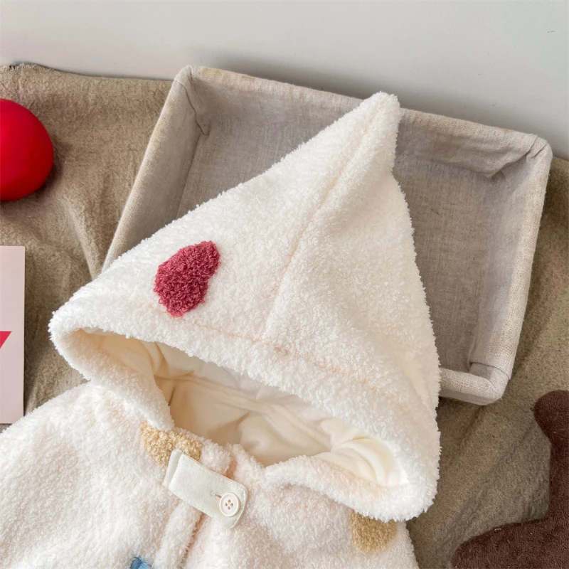 Zimowa odzież dla dziewczynki Moda Wszechstronna Urocza zimowa odzież dla dzieci Słodka spersonalizowana peleryna Aksamitna wiatroszczelna peleryna Komfortowy płaszcz — zdjęcie 4