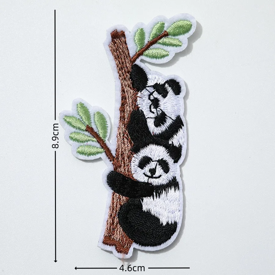 1 pc Embroidered Kids Clothing Patches Cartoon Dog Cat Panda Rabbit Owl Bagde Iron On Animal Applique Jeans Jackets Bags Badge