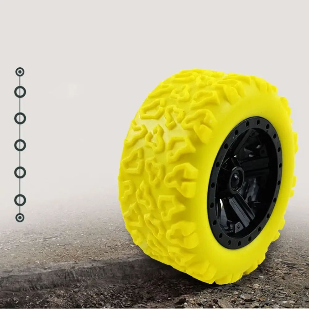 Tirar hacia atrás el material del ABS del coche acrobático con tracción en las cuatro ruedas girado con 360 °   Vehículo todoterreno acrobático 9 estilos de rotación inercial