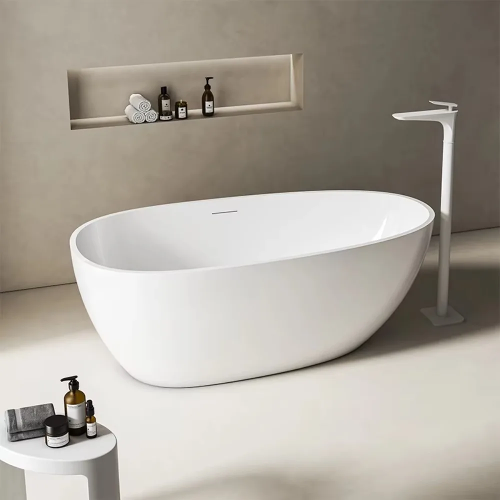 Modern hotel adult 67-inch oval freestanding acrylic bathtub, easy to clean, center drain, 2-year warranty, no handrails