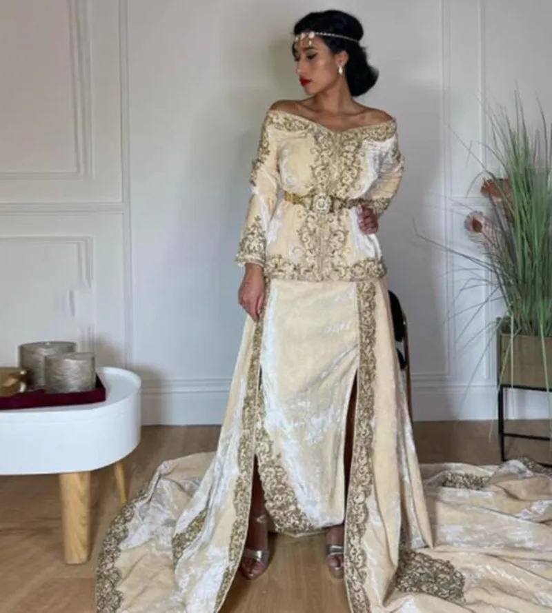 CustomizedIvory Off Shoulder Velvet Caftan Evening Dress Algerian outfits Karakou Long Sleeves Muslim Dubai Prom occasion Gowns