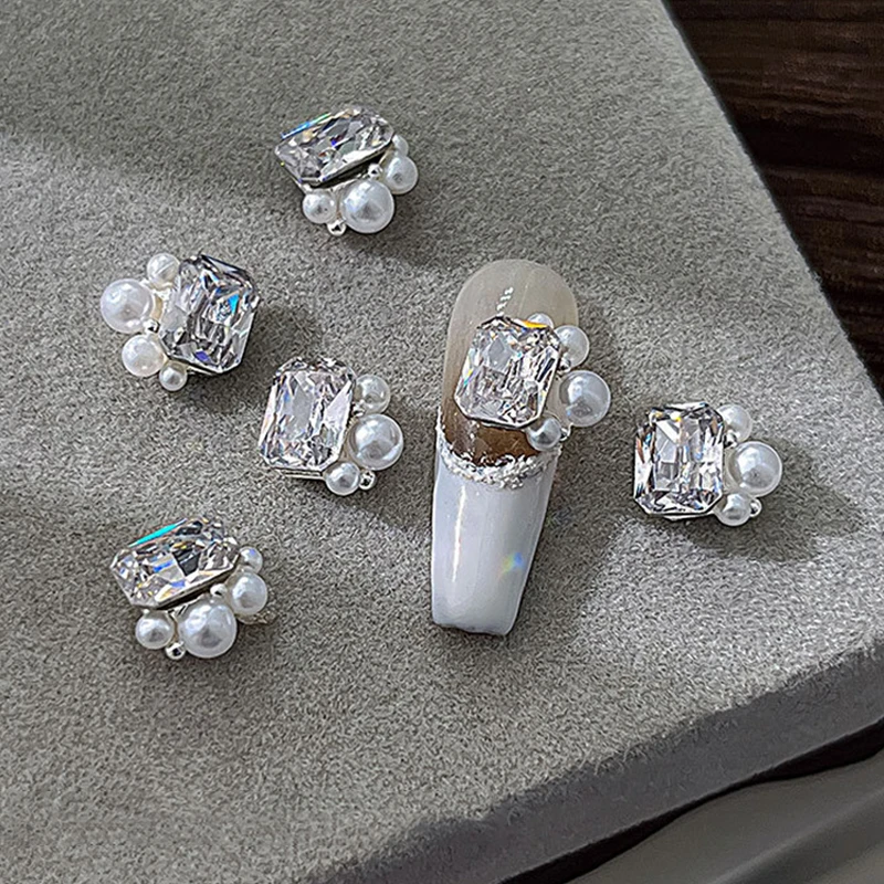 1Pc Zircon Butterfly Stack Crystal Charms Egg Small Right Angle Pile Diamonds Jewelry Sparkling Glass Gem Nail Polish Adornments