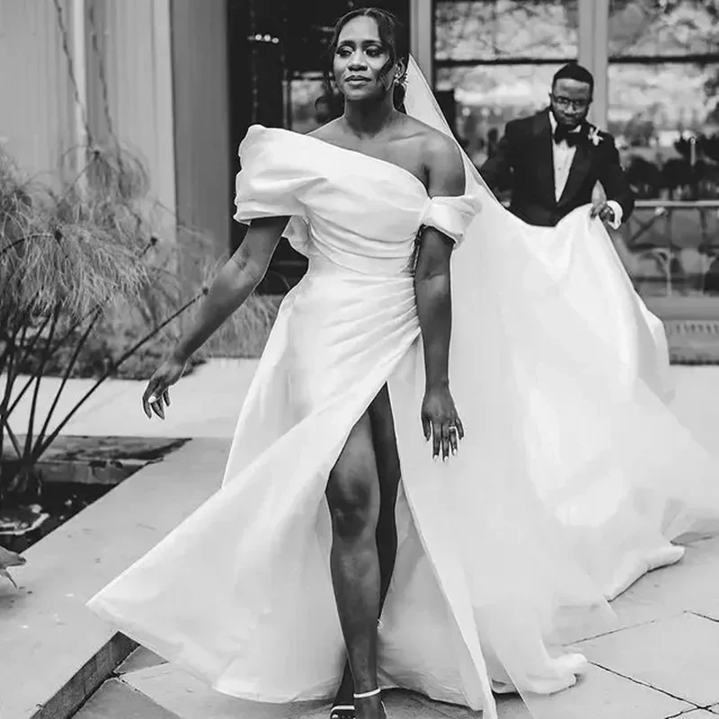 Suknia ślubna syrena z satyny, z jednym ramiączkiem, marszczeniami, odpinanym trenem, rozcięciem z boku, Vestidos De Novia.