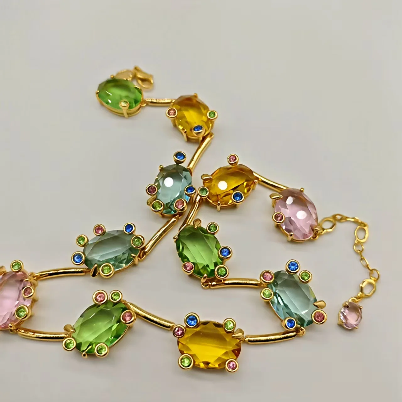 Colorful crystal women's light luxury versatile niche design necklace