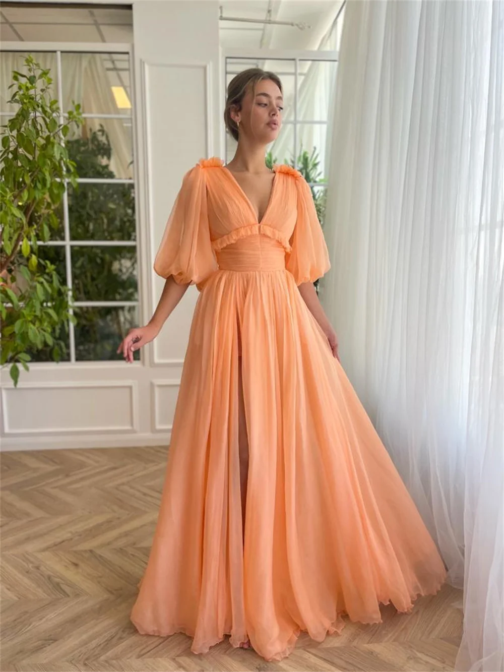 Bella arancione Tulle abiti da ballo con scollo a v a-line abito da sposa elegante mezze maniche lunghezza del pavimento lato alto spaccato abiti De Fiesta