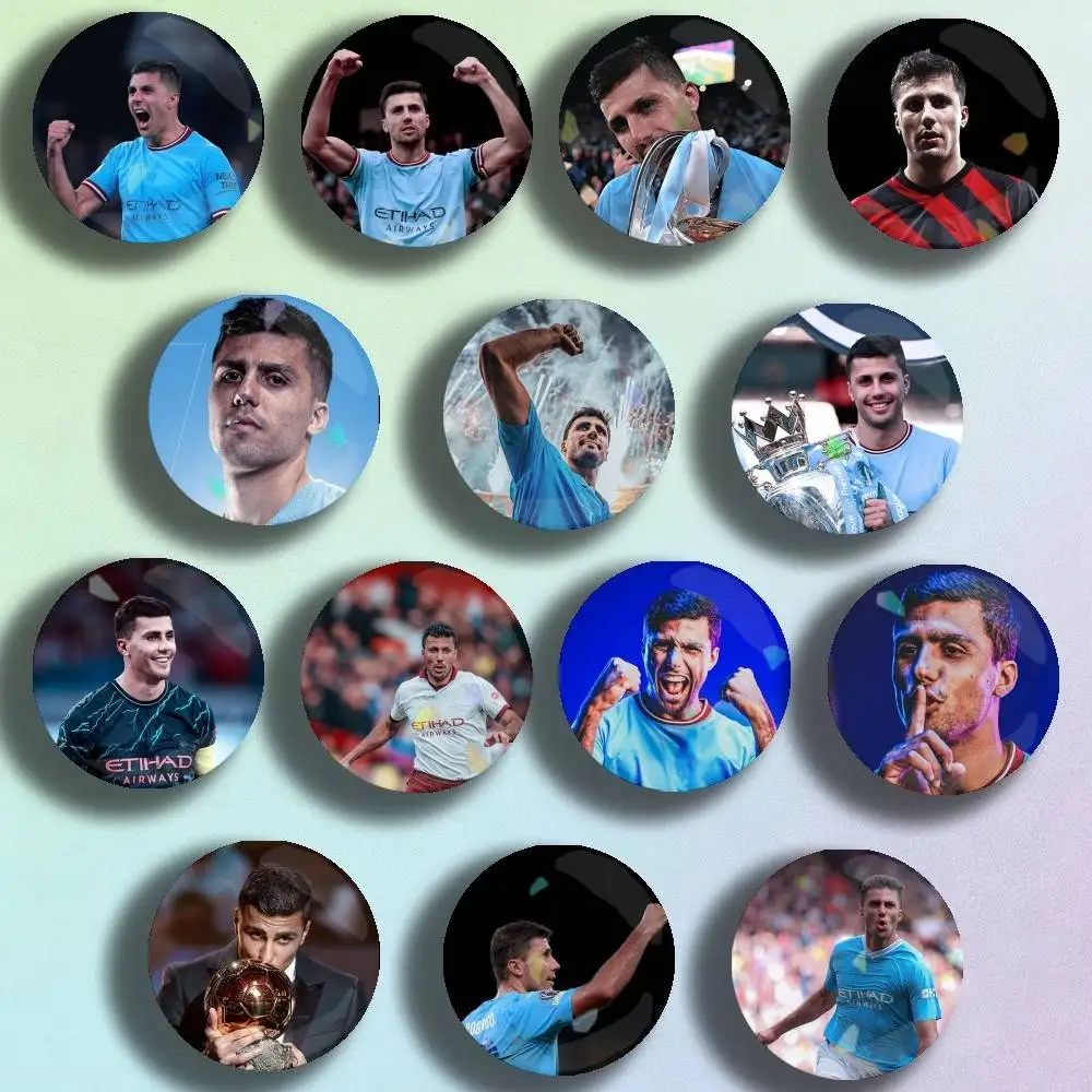 

Rodri Spanish Footballer Manchester 16 Badge Stage Brooches on Backpack Clothes Handmade Round Enamel Pins forGift Bag Accessory