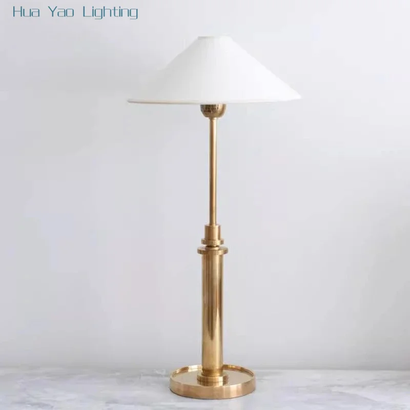 Popular Style Simple Brass Cloth Cover Desk Lamp Suitable for Living Room Bedroom Bedside Study Reading Design Lighting Fixtures