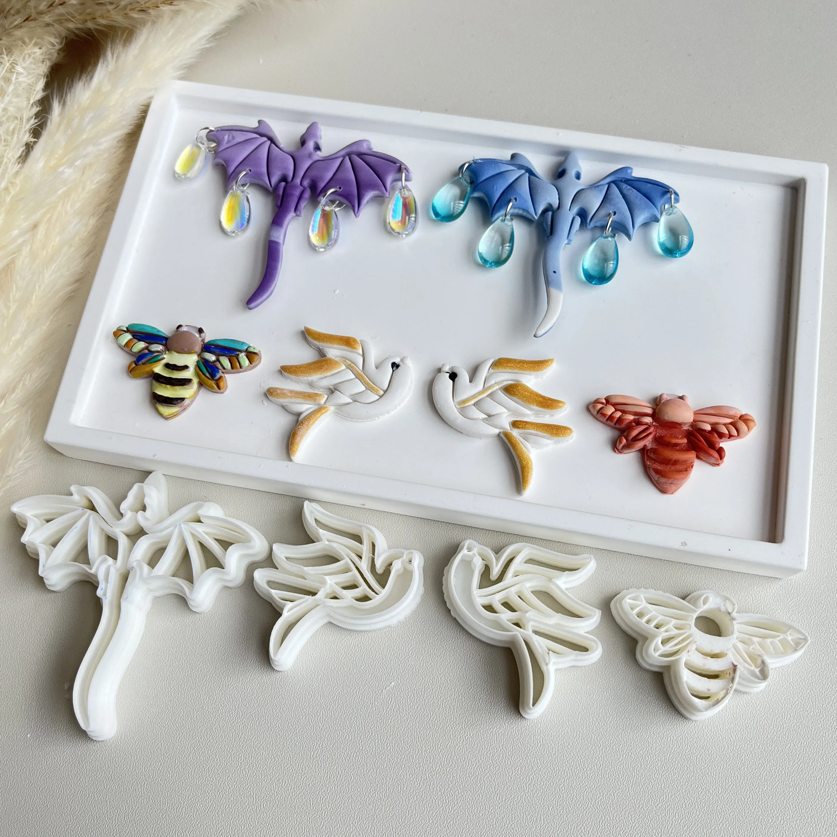 Exquisite Flying Dragon Shape Detailed Polymer Clay Molds Clay Cutting Molds Cutters For DIY Earrings Necklace Jewelry Making