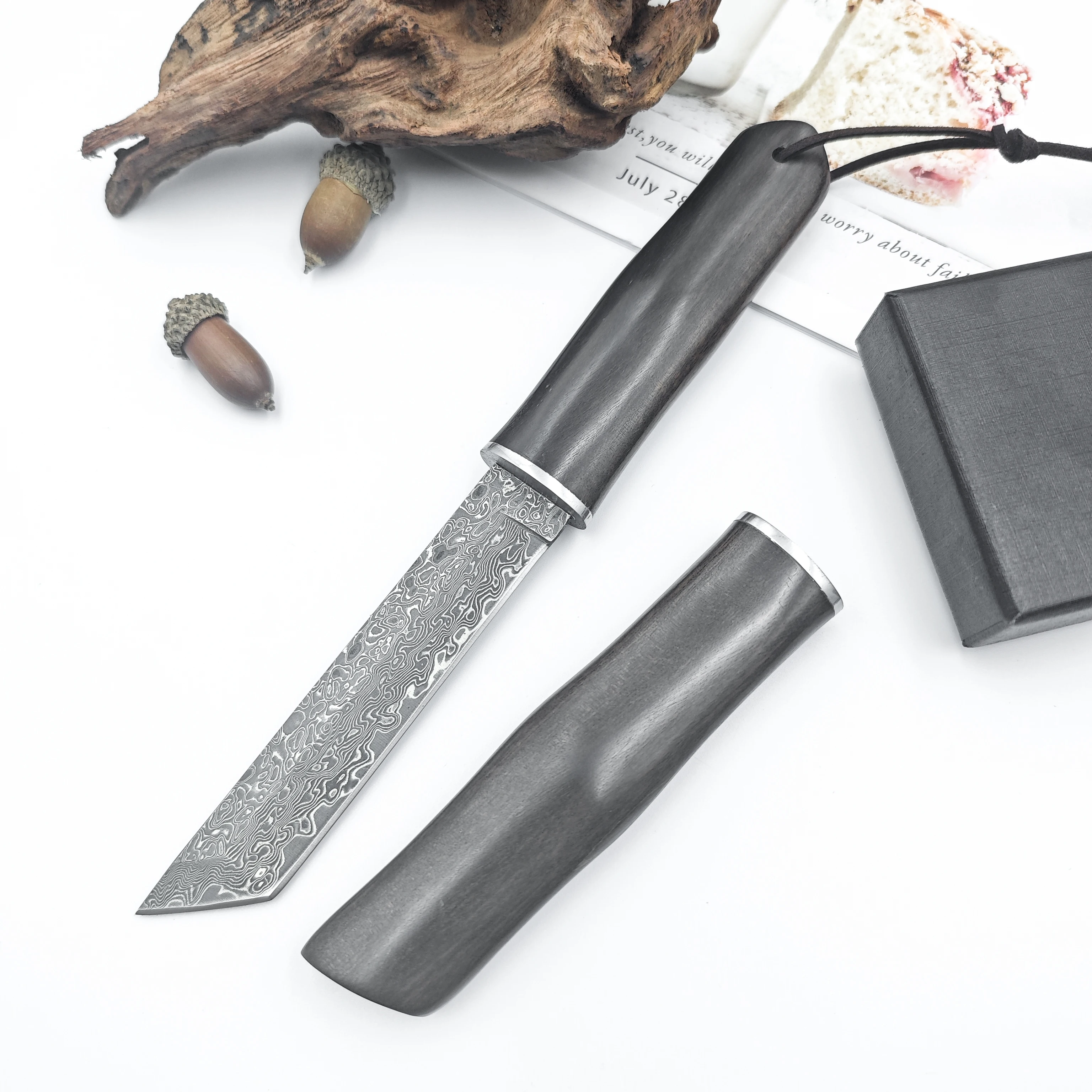 

VG10 Дамасская сталь Кемпинг Охота Нож с деревянной ручкой Японский стиль Карманный нож Открытый выживания EDC Инструмент с подарочной коробкой