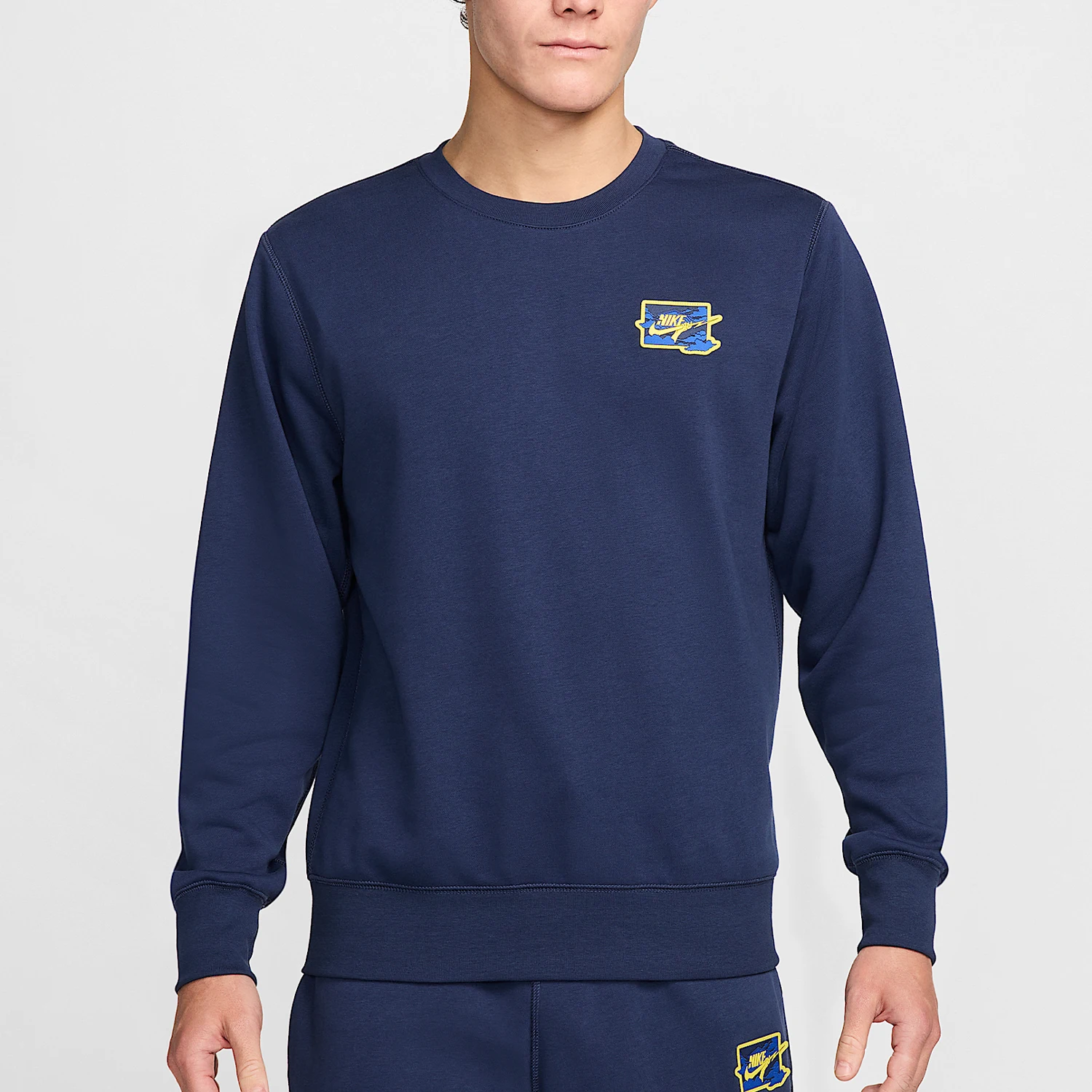 Nike Authentic New Club Men's Retro Round Neck Sports Hoodie FZ0765-410