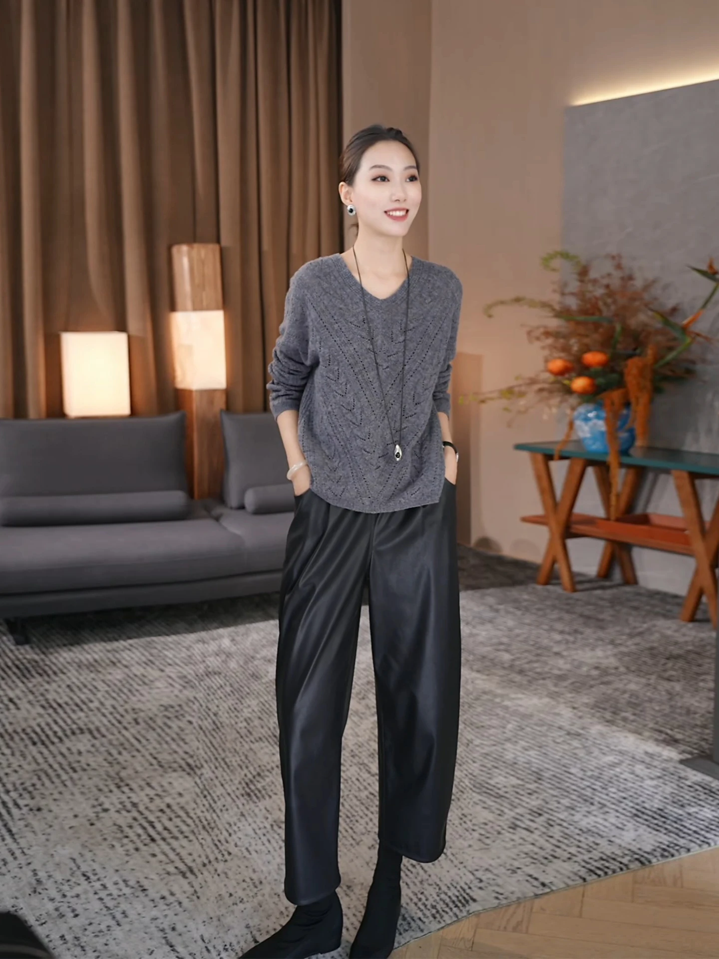 

Ретро-свитер с вырезами и V-образным вырезом, свободный женский вязаный свитер-водолазка из шерсти, осенняя новинка