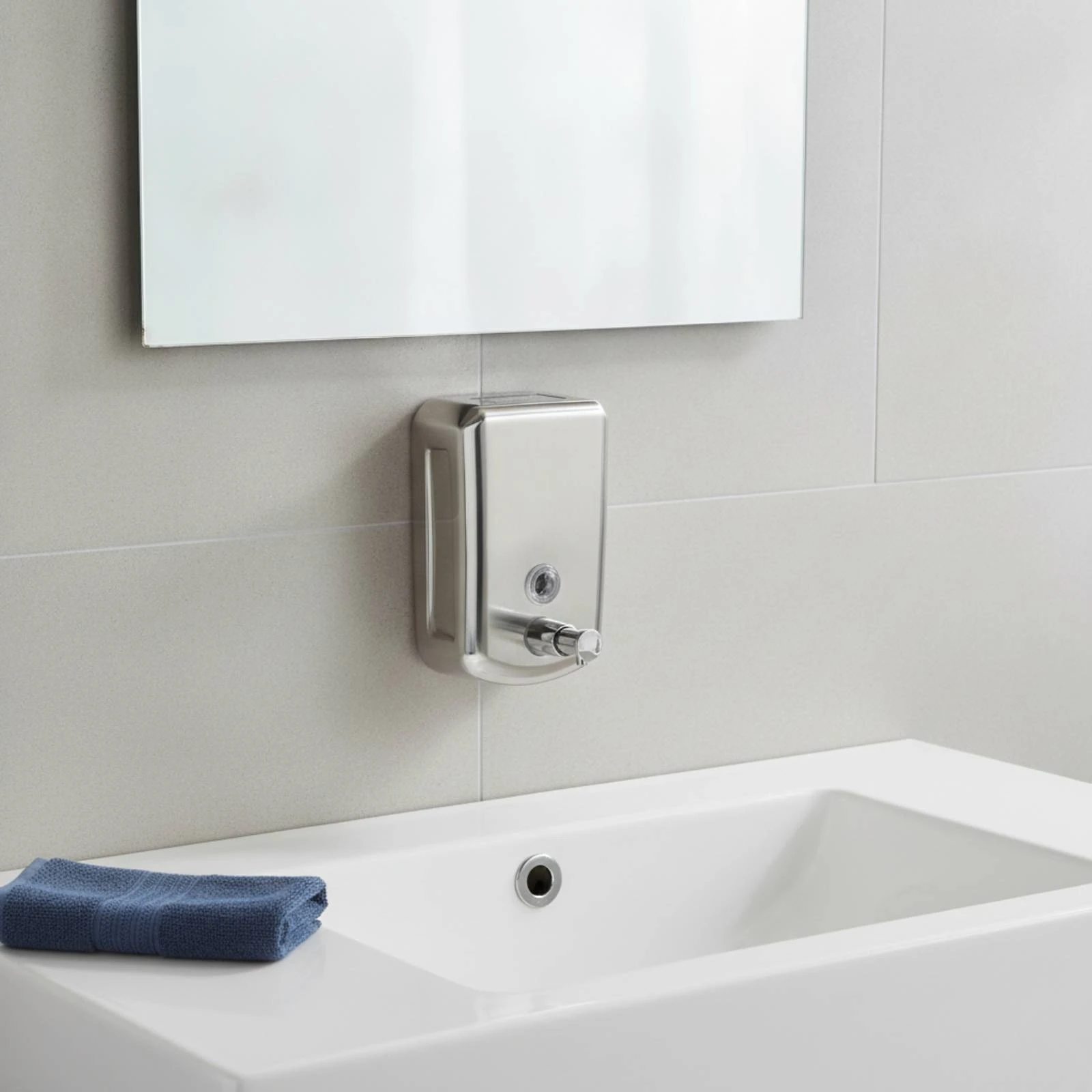 Wall Mounted Soap Dispenser Rust-Resistant Manual Press Soap Dispenser Refillable Easy to Install for Hotels, Bathrooms