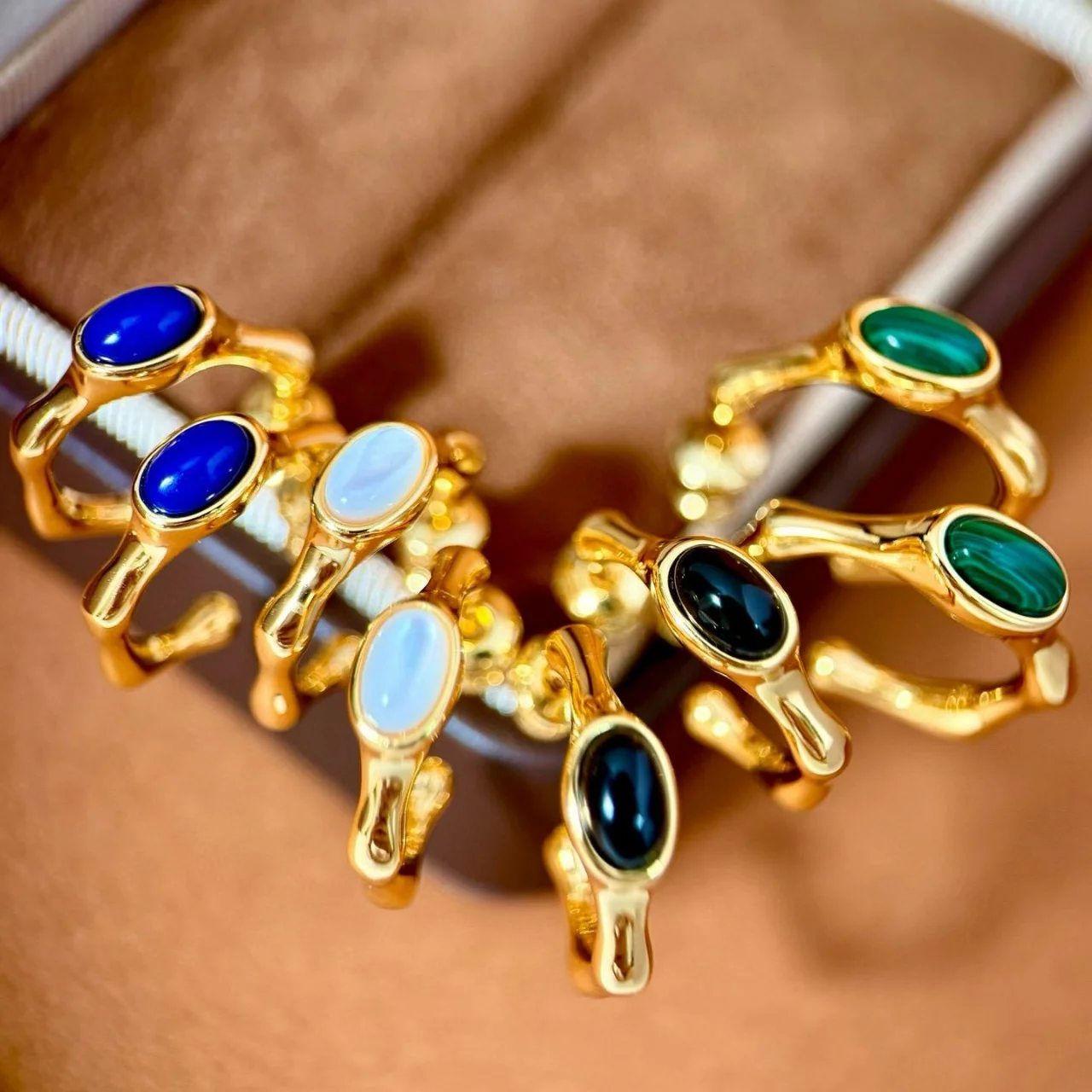 

2026 Chic Gold Bamboo Jewelry Set Natural Oval Lapis Black Agate Ear Circle C Shape Hoop Earrings Genuine Malachite Open Rings