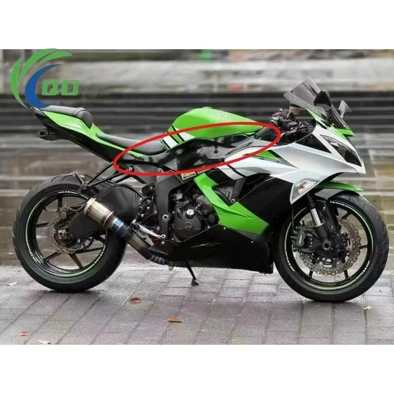 Applicable to Kawasaki Ninja 636 Ninja ZX-6R Fuel Tank Side Plates 2013 2014 2015 2016 2017 2018-2025 Fairing Carbon Fiber Paint