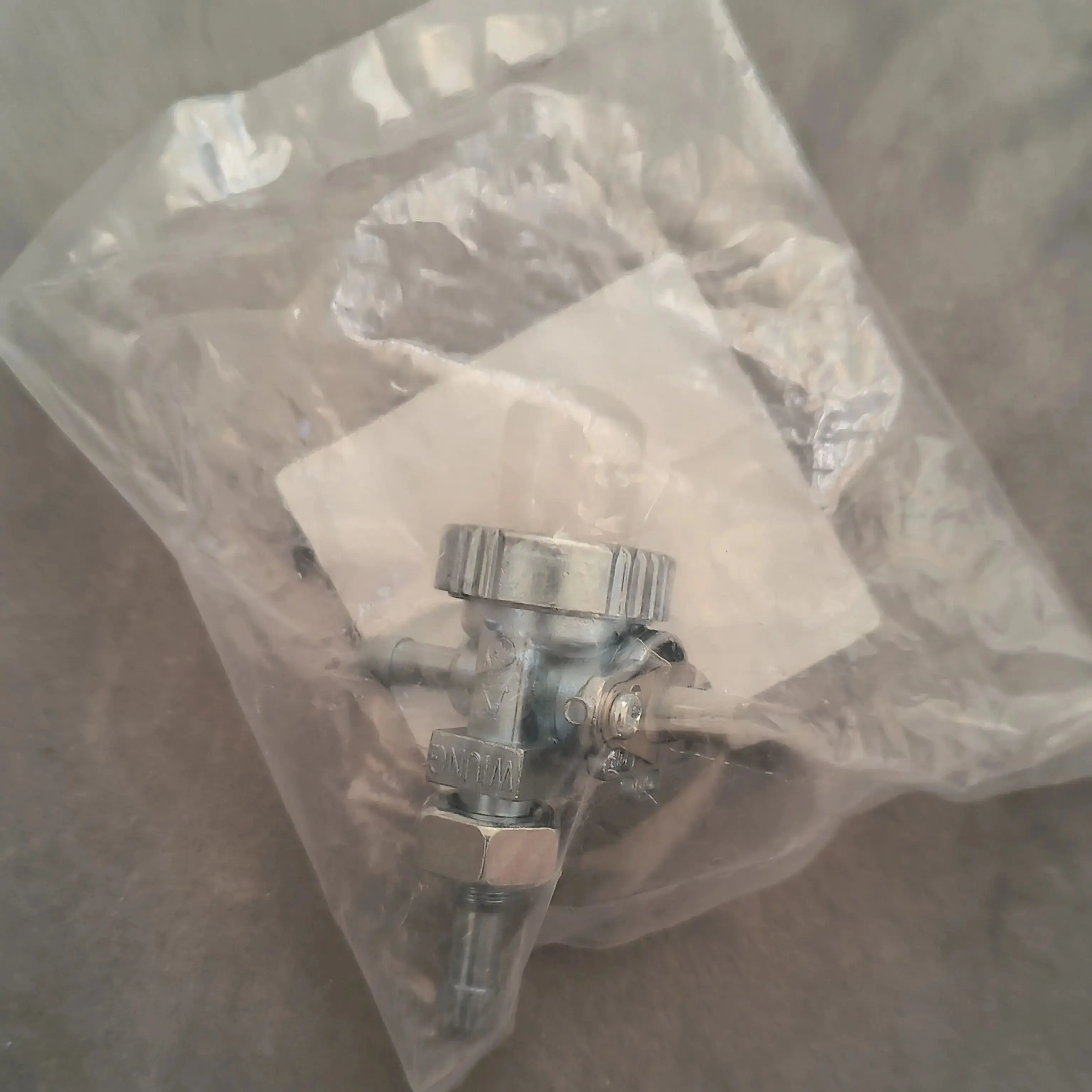 SPW-48C SPW-68C صمام الوقود لزراعة كوبوتا SPW-48C/68C موتوكولتور كوبوتا T420 صنبور الوقود كيك الوقود