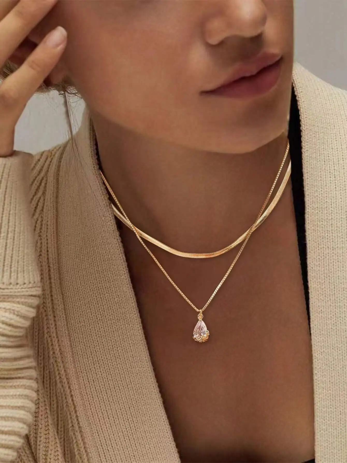 Simple & Elegant Double Layer Zirconia Decoration Stainless Steel Gold Thread Flat Chain Necklace For Women