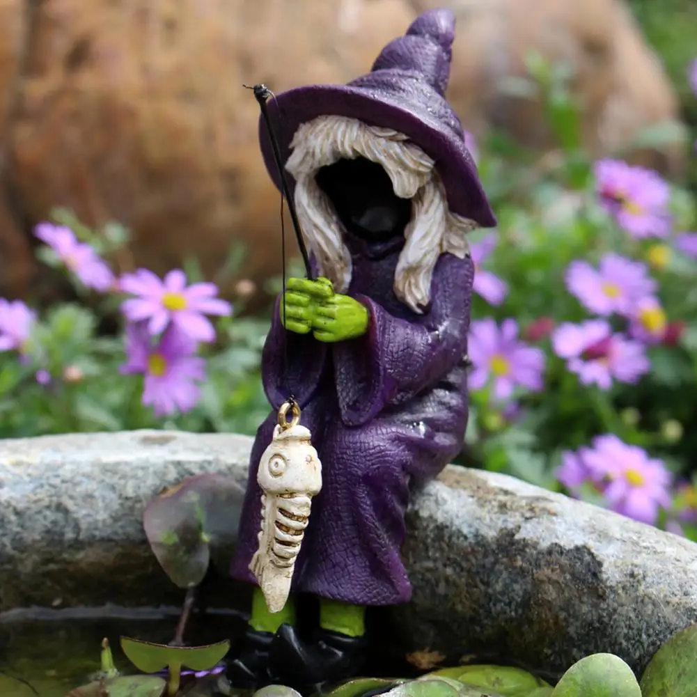 Micro Landscape Resin Halloween Witch Skeleton Fishing Statue for Outdoor Patio Lawn Yard, Horror Garden Decoration