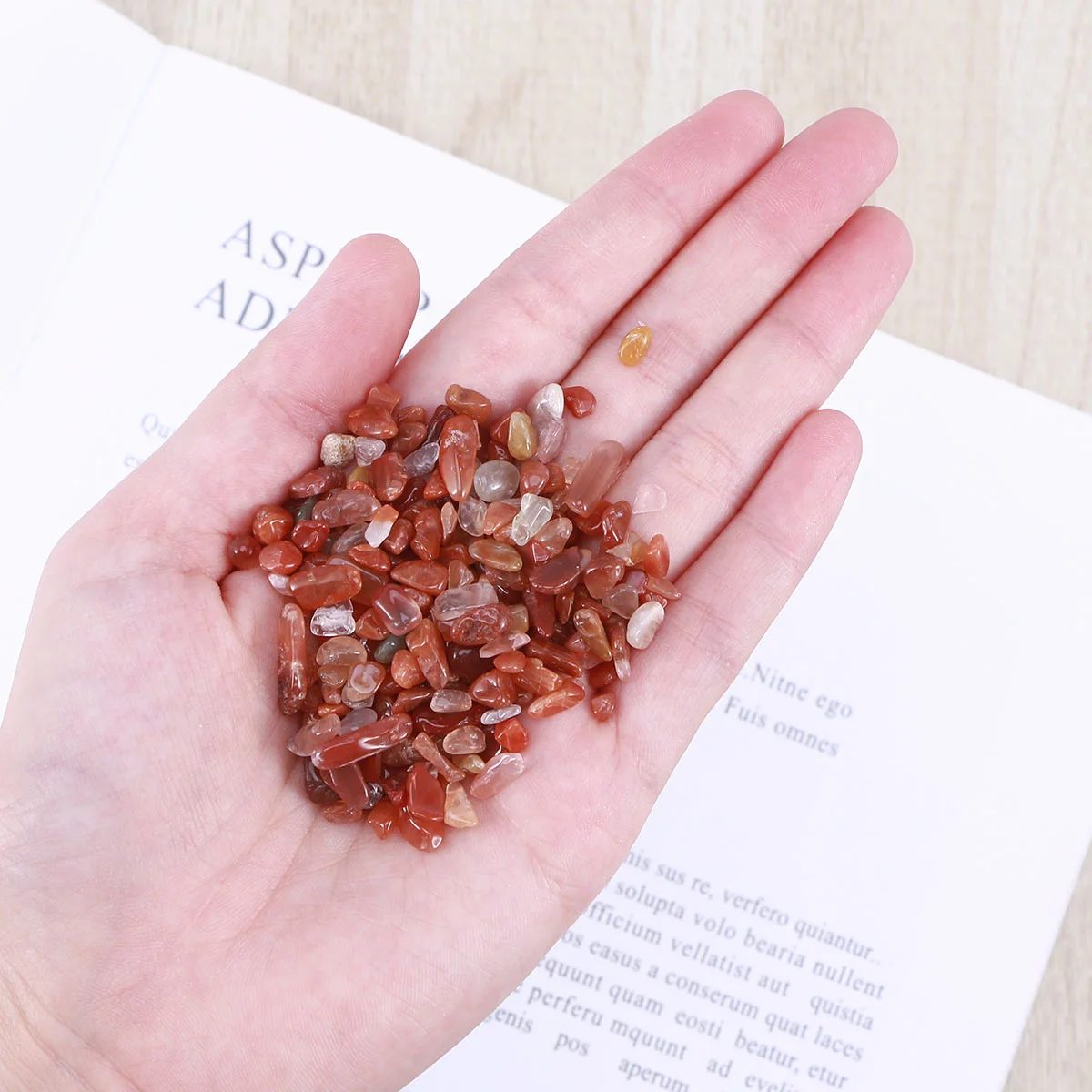 

100g Red Agate Gravel Natural Polished Stones Decorative Pebbles for Aquarium Fish Tank Water Garden Gravel Stones Rocks