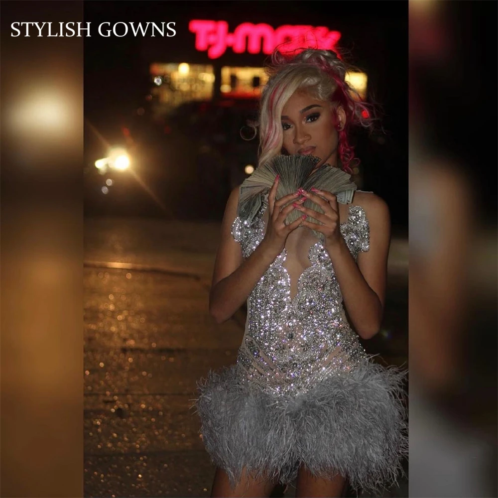 

Серебряные Короткие Выпускные платья с круглым вырезом, Черное женское платье с бусинами и стразами, роскошное платье на день рождения, мини коктейльное платье с перьями на заказ, 2024