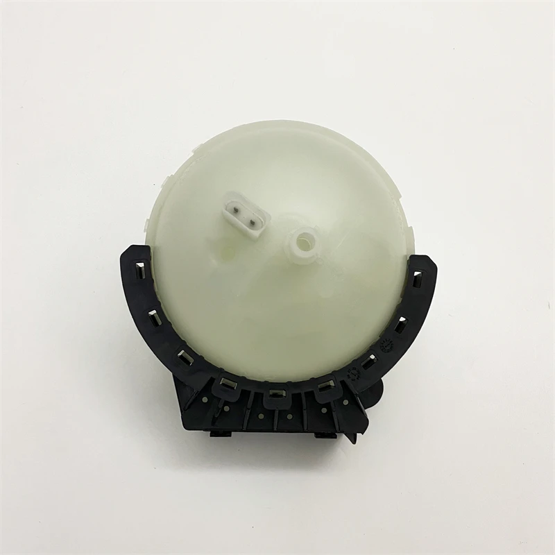 

Auto Parts Radiator New Coolant Expansion Tank 17137642158 for BMW N13 B38 N20 F20 F30 F35 F32 328i 17137609469