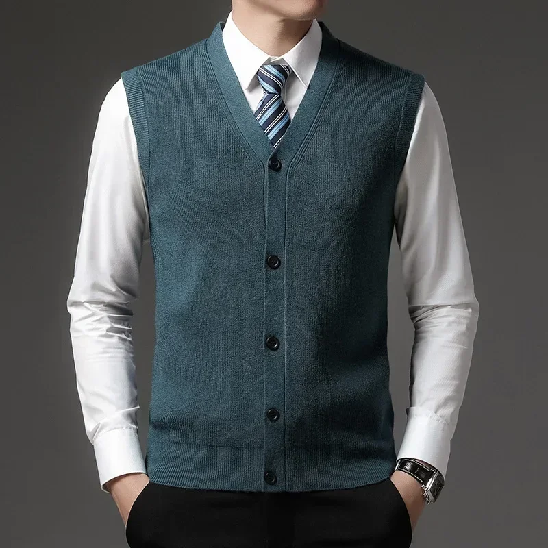 Men Clothing 2023 Top Grade New Winter V Neck Woolen Fashion Brand Knit Cardigan Casual Sweater Vest Sleeveless