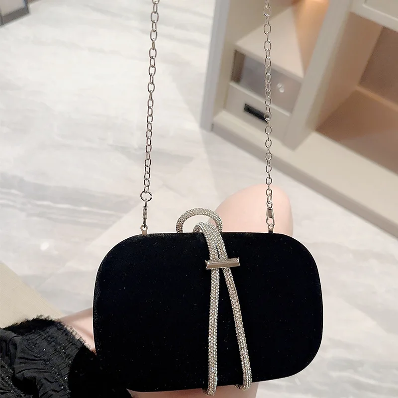 

2023 New Hot Sales Women Velvet Evening Bags Diamond Clutch Purse Mini Party Dinner Wallets Black Bags Drop Shipping