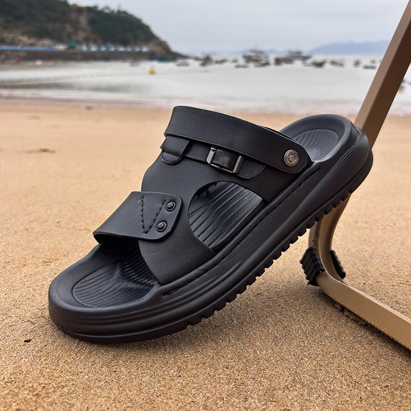 Summer New Men Beach Sandals Black-brown Color Men One-piece Lightweight  Comfortable Stylish Sandals Sizes 38-45 Men Sandals