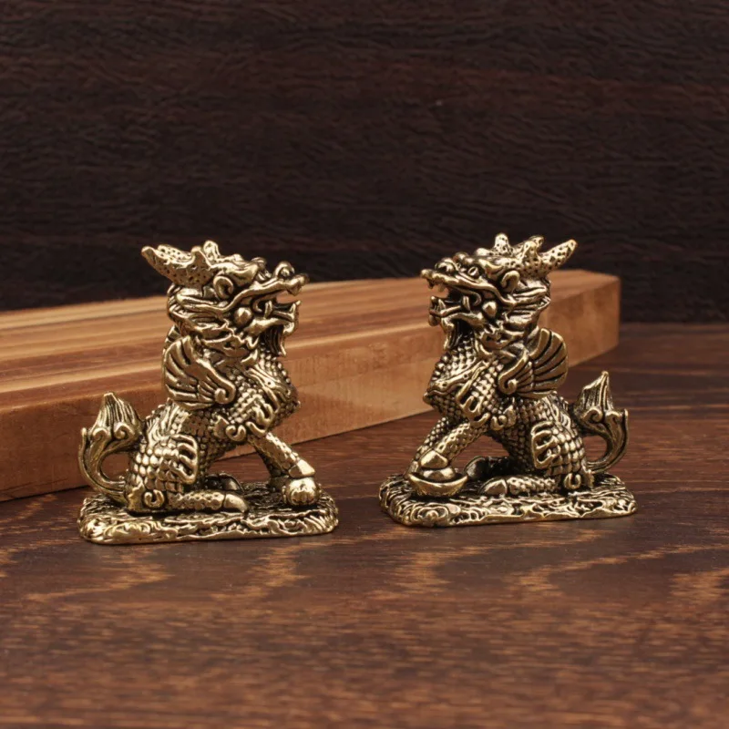 2pcs Vintage Brass Kylin Figurine Standing on Bagua Base Feng Shui Lucky Guardian Beast Miniature for Home Office Decoration