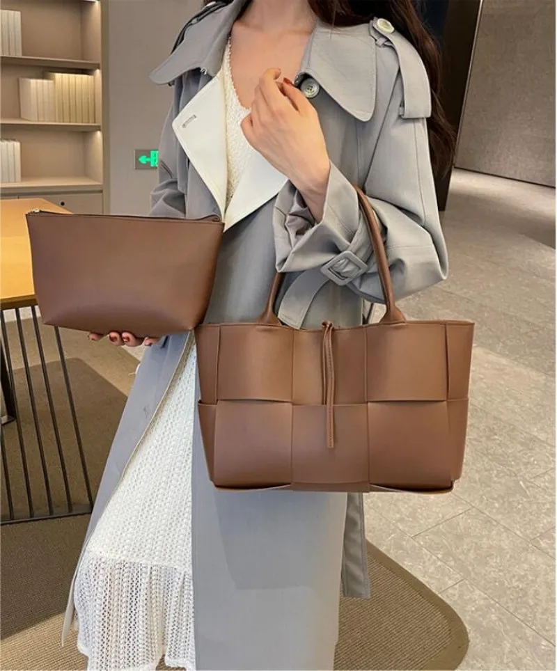 

Fashion Spring/Summer New Shoulder Bag Women's PU Braid Large Capacity Bag Tote Bag Shopping Bag Women's Bag