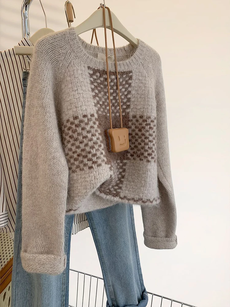 Korean Lazy Style Knitted Sweater Women's Autumn/Winter Retro O-Neck Sweater Casual Loose Checkerboard Check Pullovers Tops