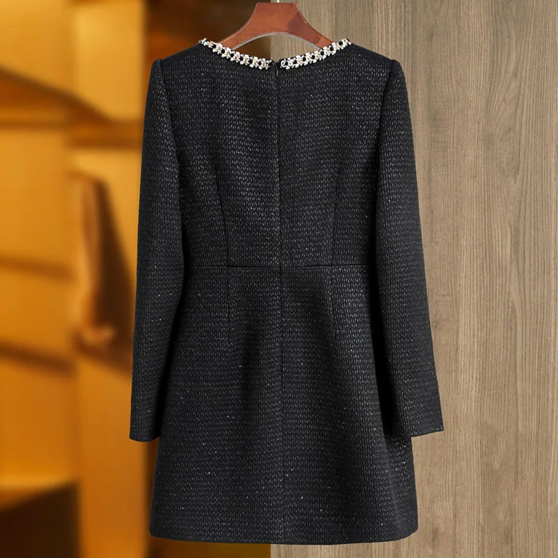 HKSH 2025 Autumn Winter New Women's Gown Dress Square Collar Beaded Waist Cinching Slim Fit Elegant Formal Party Dresses HK14492