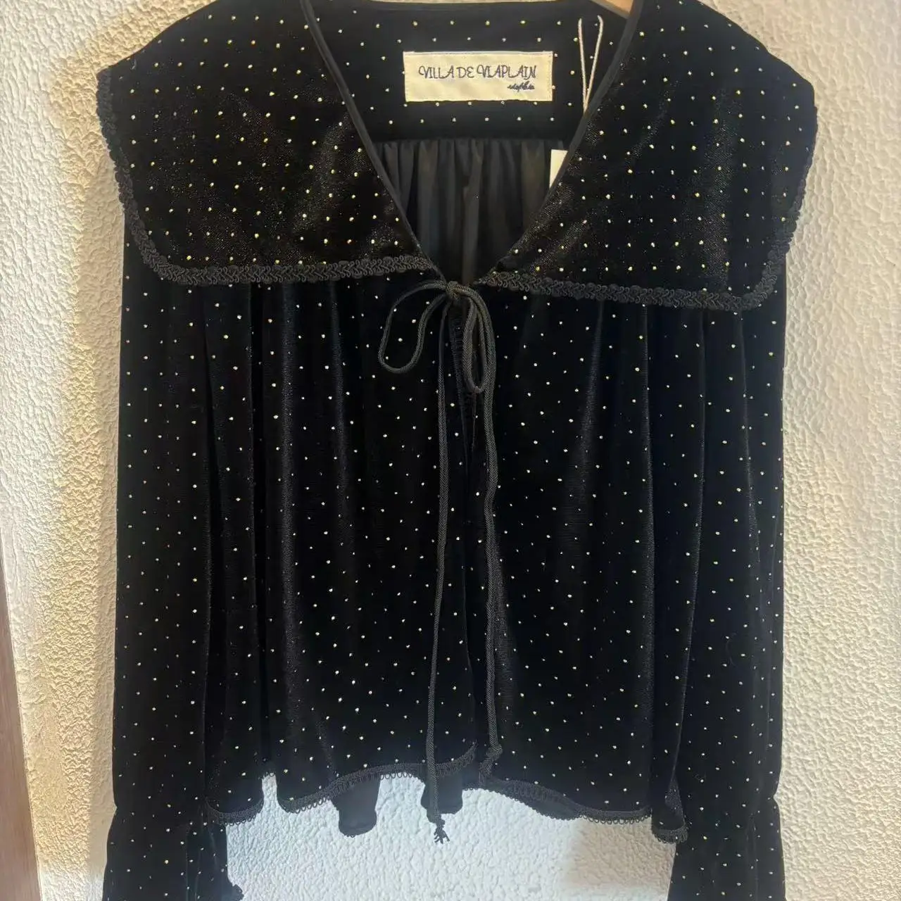 

East Gate via Plain Retro Polka Dot Belted Large Collar Velvet Open Cardigan Jaet French Sle Straight Cut Long Sve