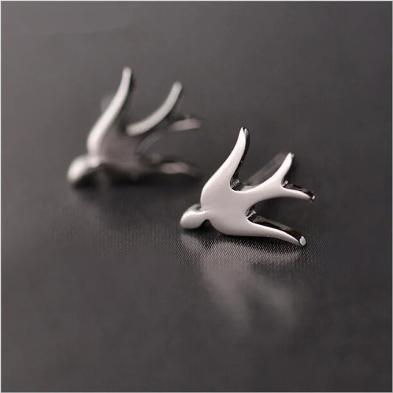 New Fashion Jewelry Small Fresh Simple 925 Sterling Silver Cute Little Swallow Bird Exquisite Female Stud Earrings   E251