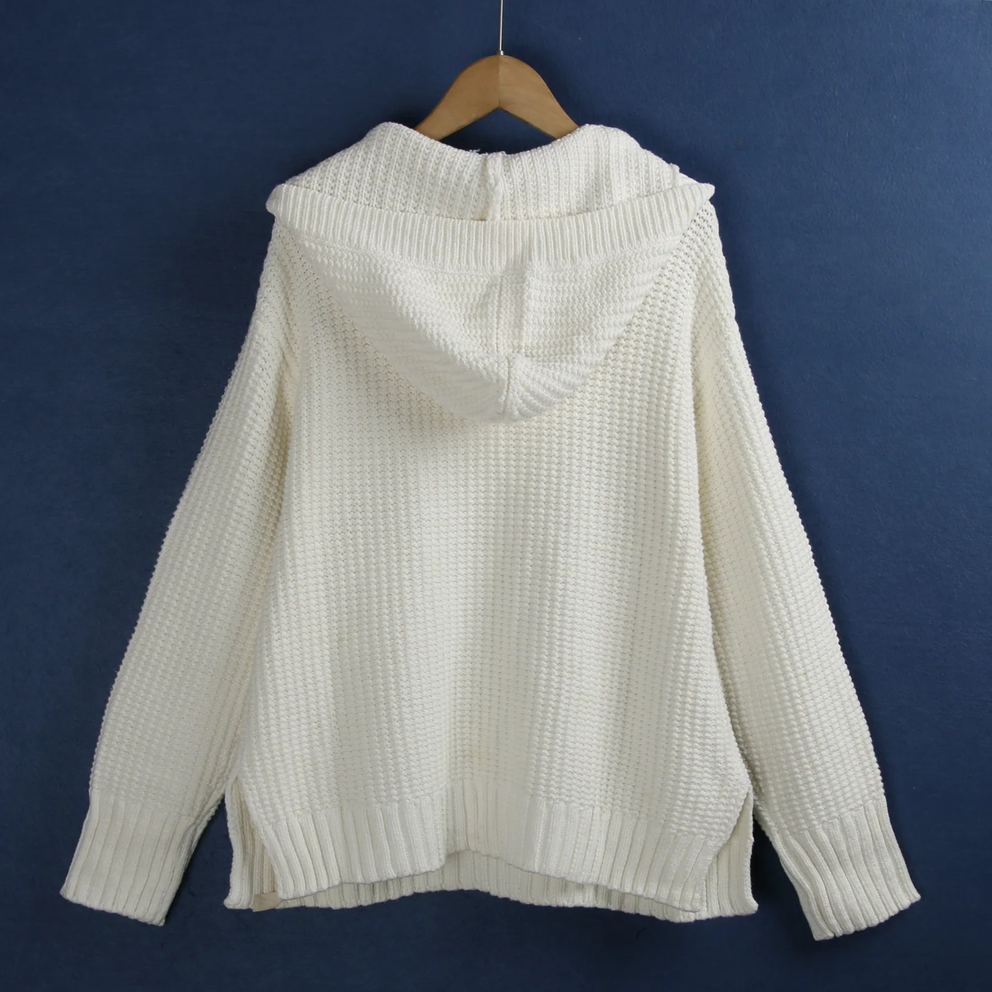 Winter Cotton Blend Knitted Sweater with Belt Hooded Overhead Thi Pure Color Slimming Inner Wear Women's Faion