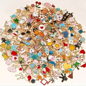 20/30/50/100 Stücke Pingon -mit gemischtem Stil, Öllegieranhänger nach Tropfen, Schmuckzubehör, zur Herstellung von DIY -Schmuck verwendet 10 Hauptverkaufsverzierung für Kleidung - №8