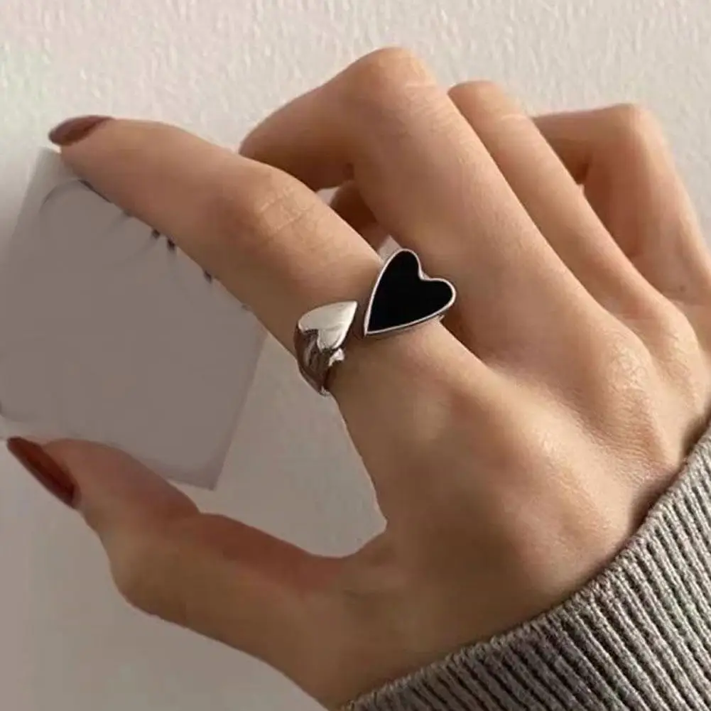 

Two-color Black Heart Rings For Women Minimalist Aesthetic Drop Of Oil Open Rings Female Metal Party Jewelry