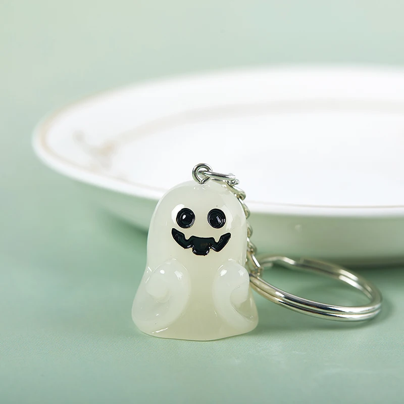 Halloween Charms Resin Glow In Dark Keychain 3D Ghost With Corn Candy Pumpkin Keychain Pendant