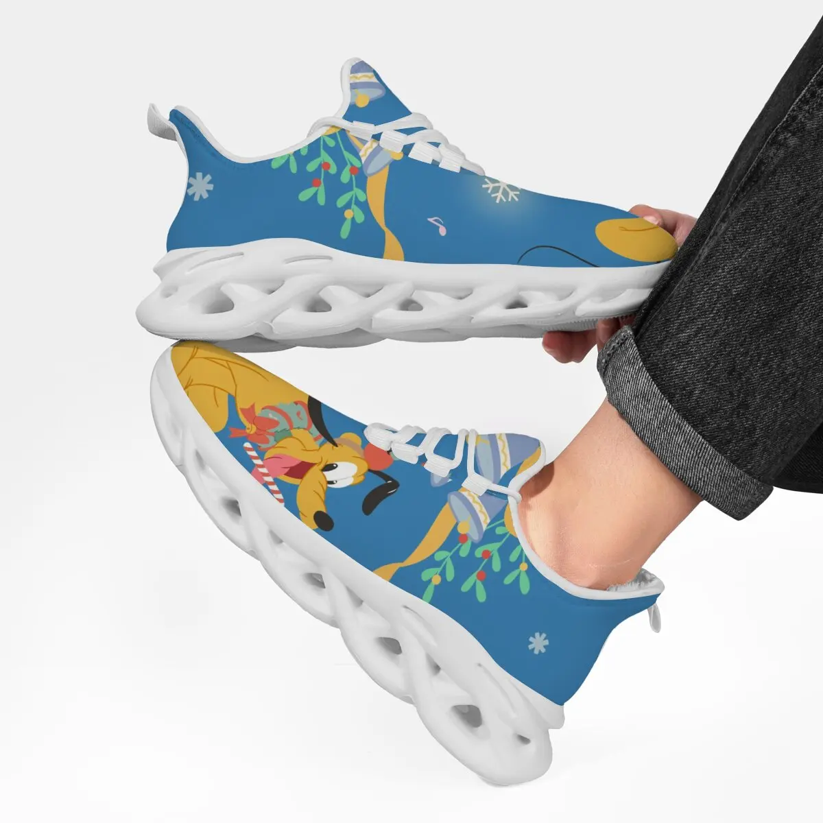Повседневные кроссовки с принтом Goofy, белая повседневная обувь Disney для мальчиков и девочек, рождественская спортивная женская прогулочная обувь на флисовой подкладке