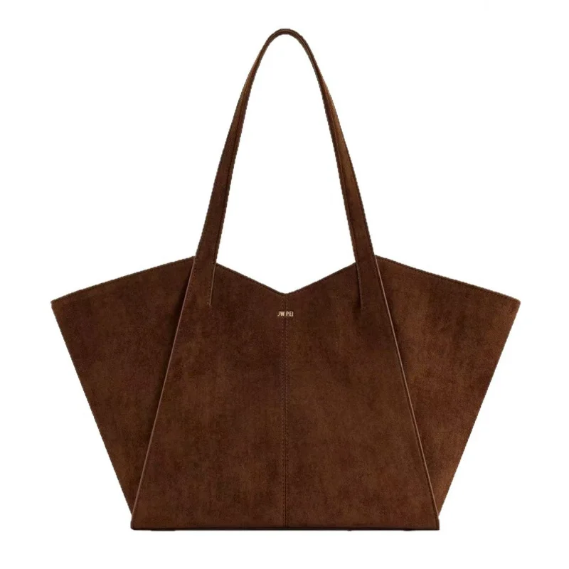 Tote bag with niche design, shoulder and underarm handbag, suede woven commuter bag