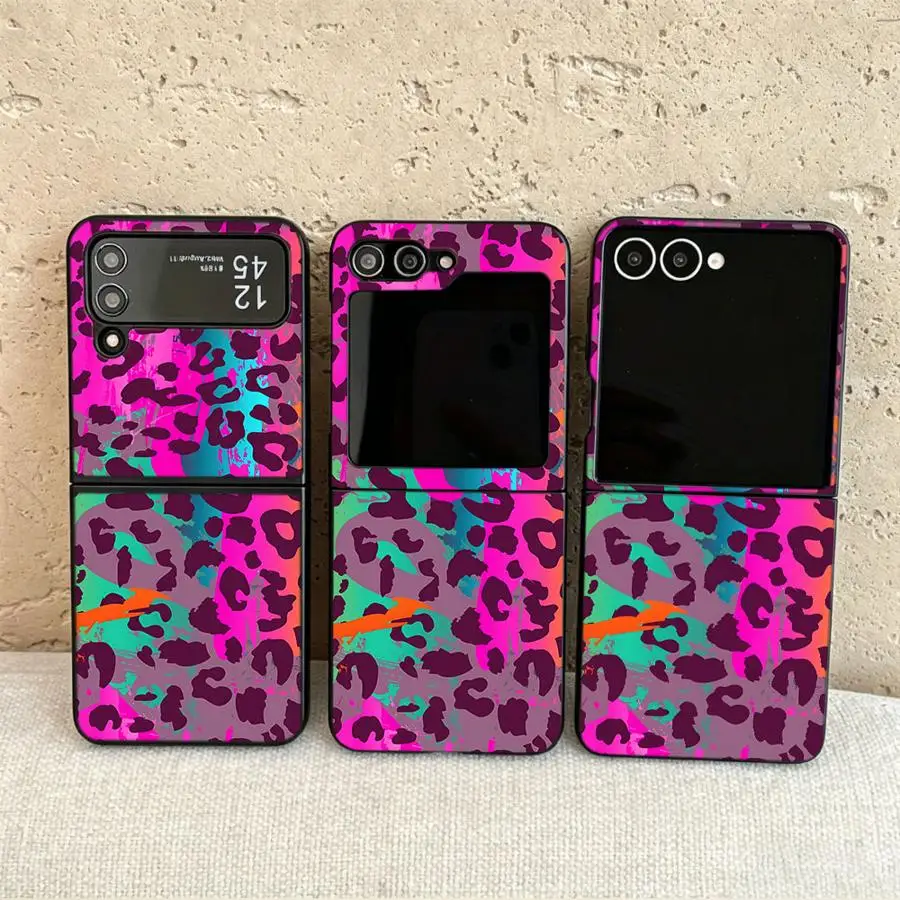 Leopard Print Back Phone Cover Funda Case for Samsung Galaxy Z Flip 7 6 5 4 3 Flip4 Flip6 Flip7 FE Flip3 Flip5