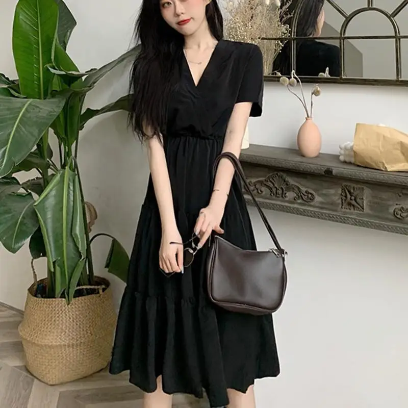 Elegant Comfortable Solid Color Knee Skirts Pullovers Dresses V-neck Summer Thin Korean Popularity Pleated Women's Clothing 2023